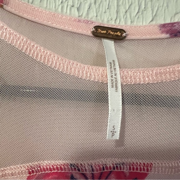 Free People Betty’s Garden Pink Combo Floral Long Sleeve Top size small - Picture 7 of 12